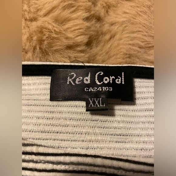 RedCoral XXL woman’s top - Picture 6 of 6